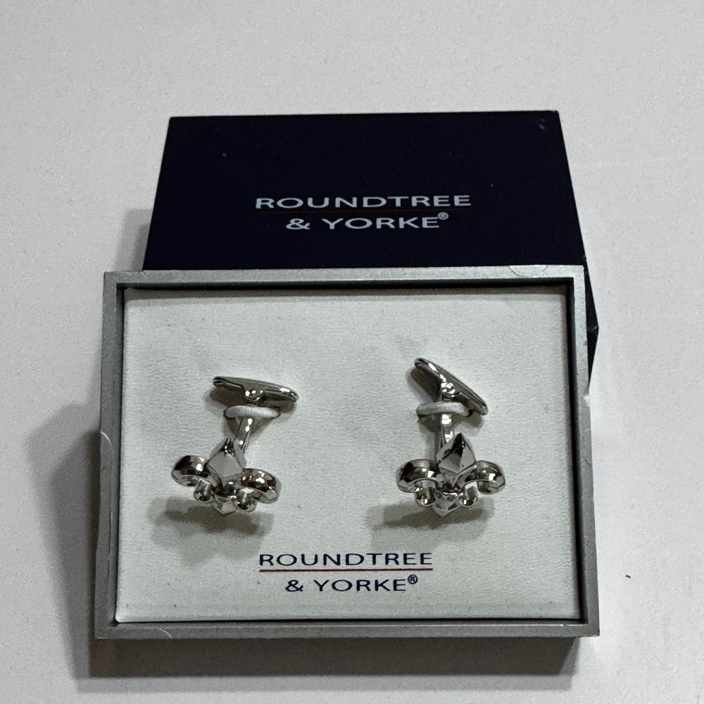 Roundtree & Yorke Mens Fleur-de-lis Silver Tone Cufflinks 61YK43X017 New Classic